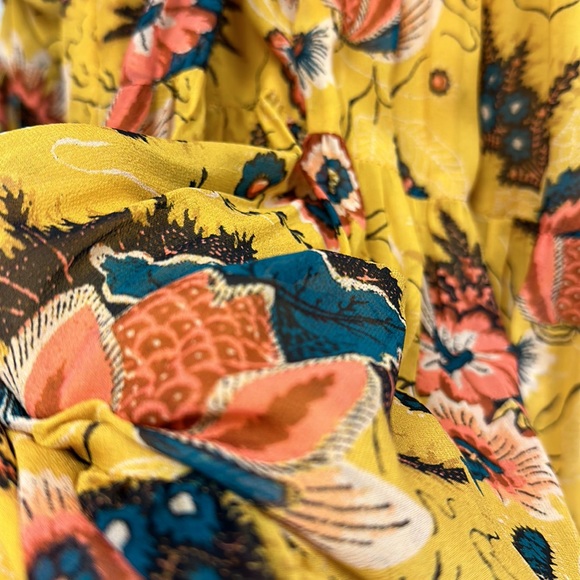 Noelle Floral Silk Tie-Cuff Maxi Dress - Picture 8 of 9